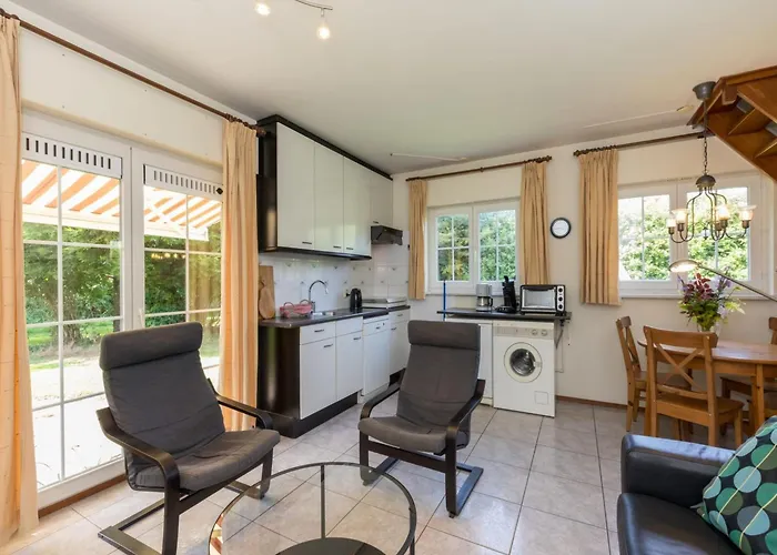 Semi Detached House In Vrouwenpolder About 800 Meters From The Beach