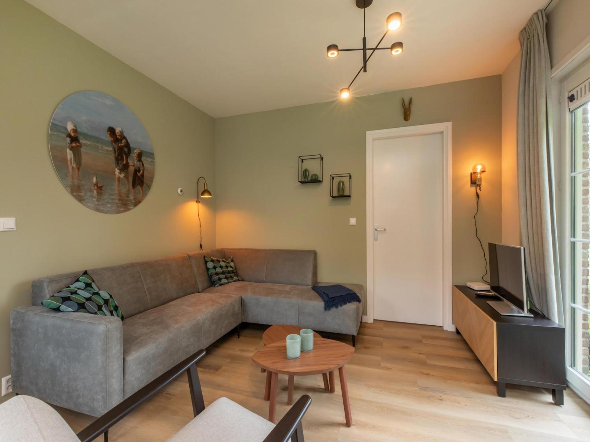 Semi Detached House In About 800 Meters From The
