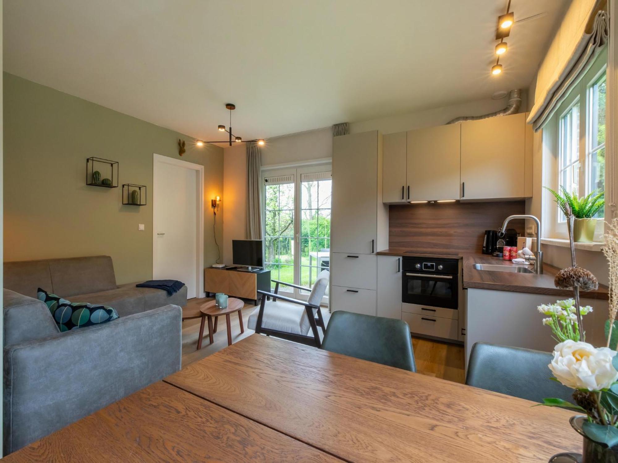 Semi Detached House In About 800 Meters From The